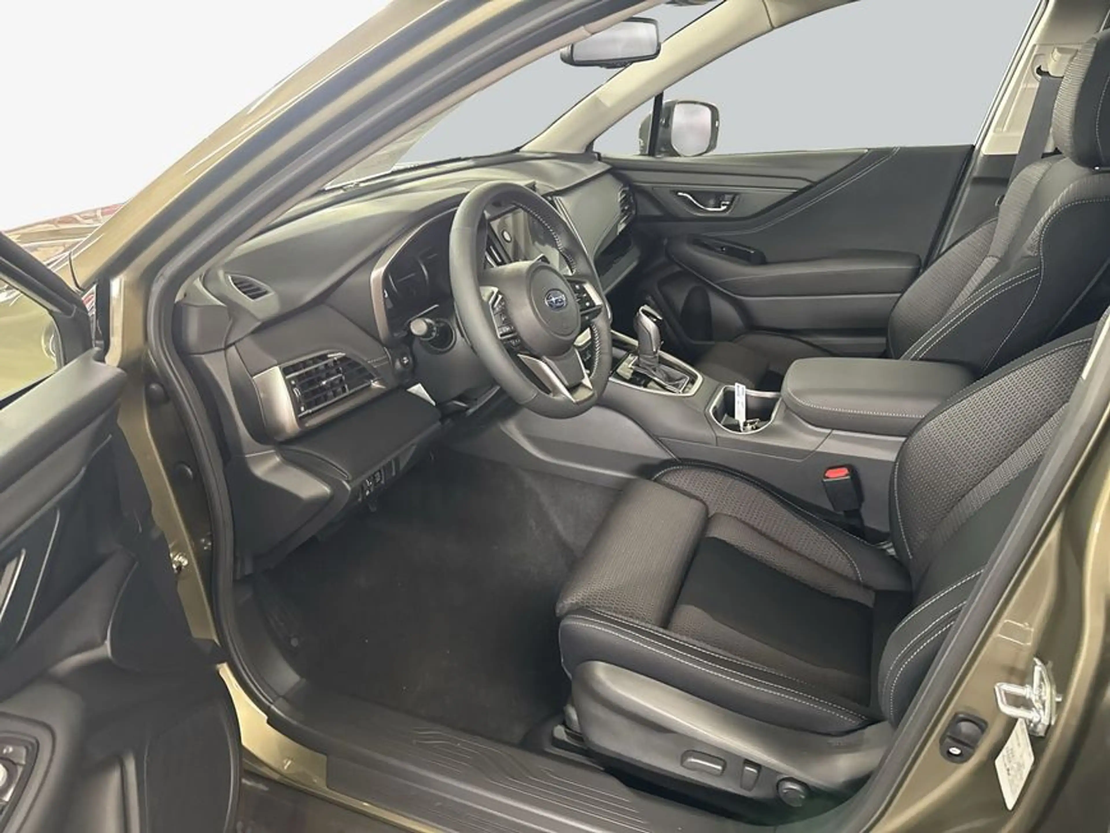Subaru OUTBACK Outback 2.5i Lineartronic Active 124 kW, 5-türig — photo 9