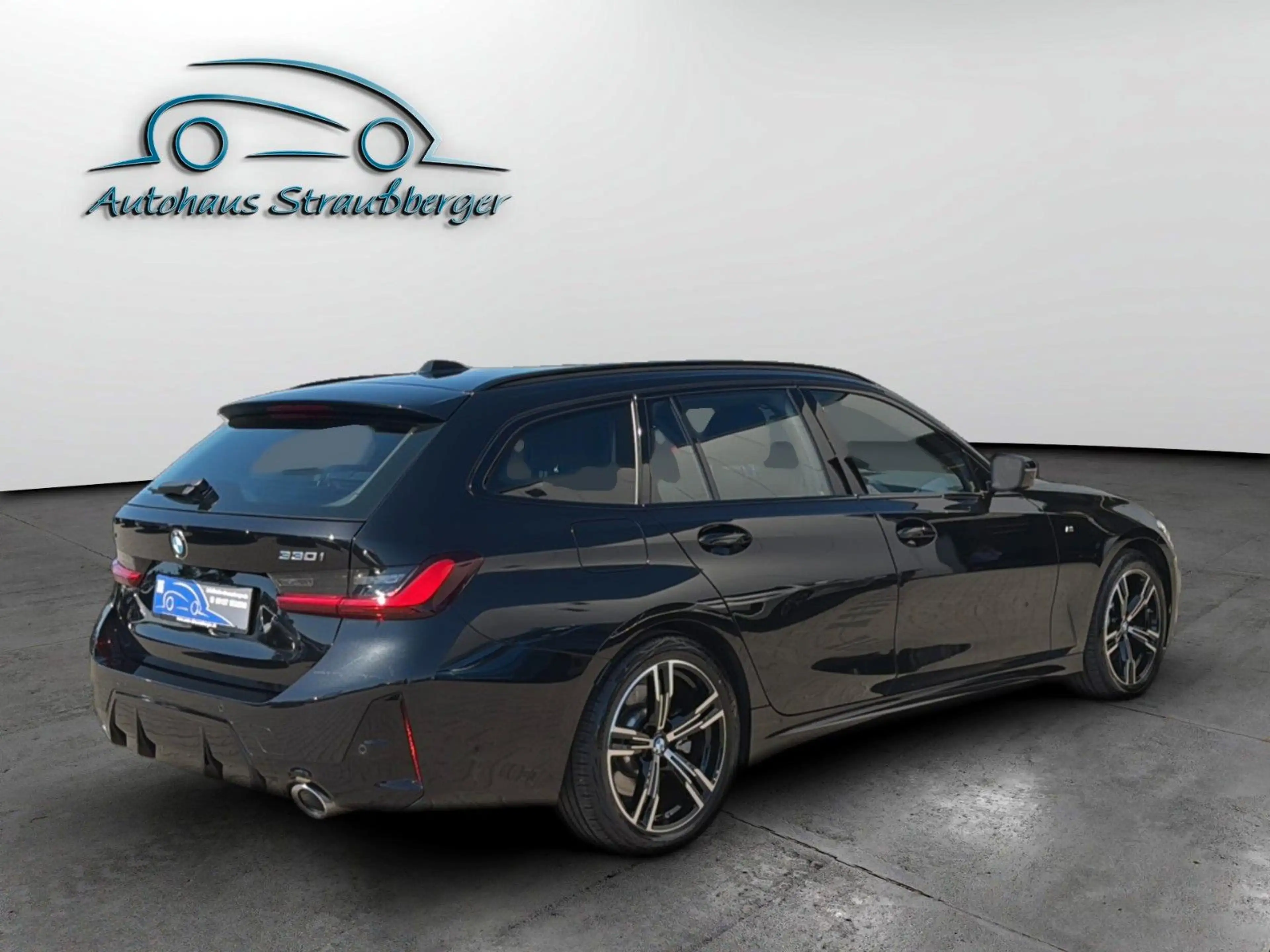 BMW 330 i Touring xDrive M Sport ACC FL2 HiFi LED 3ZK — photo 4
