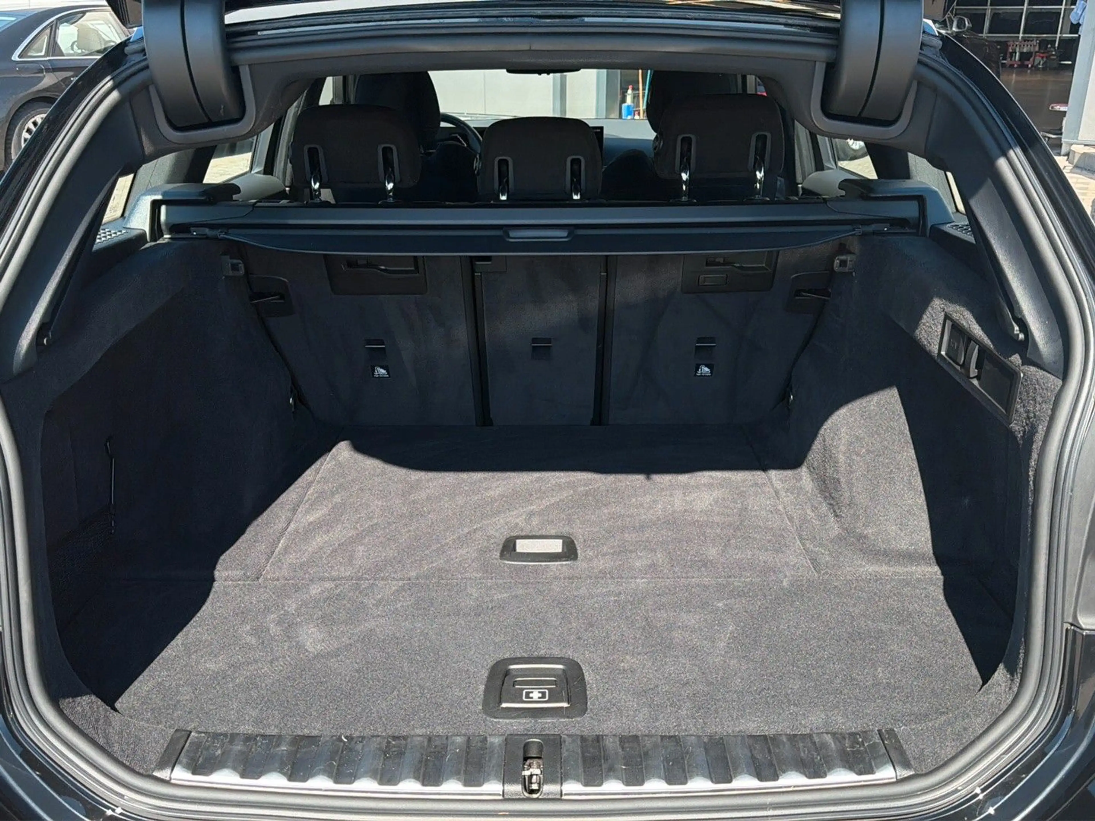 BMW 330 i Touring xDrive M Sport ACC FL2 HiFi LED 3ZK — photo 13
