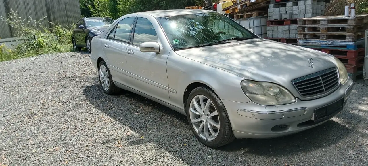 Mercedes-Benz S 320, foto 1