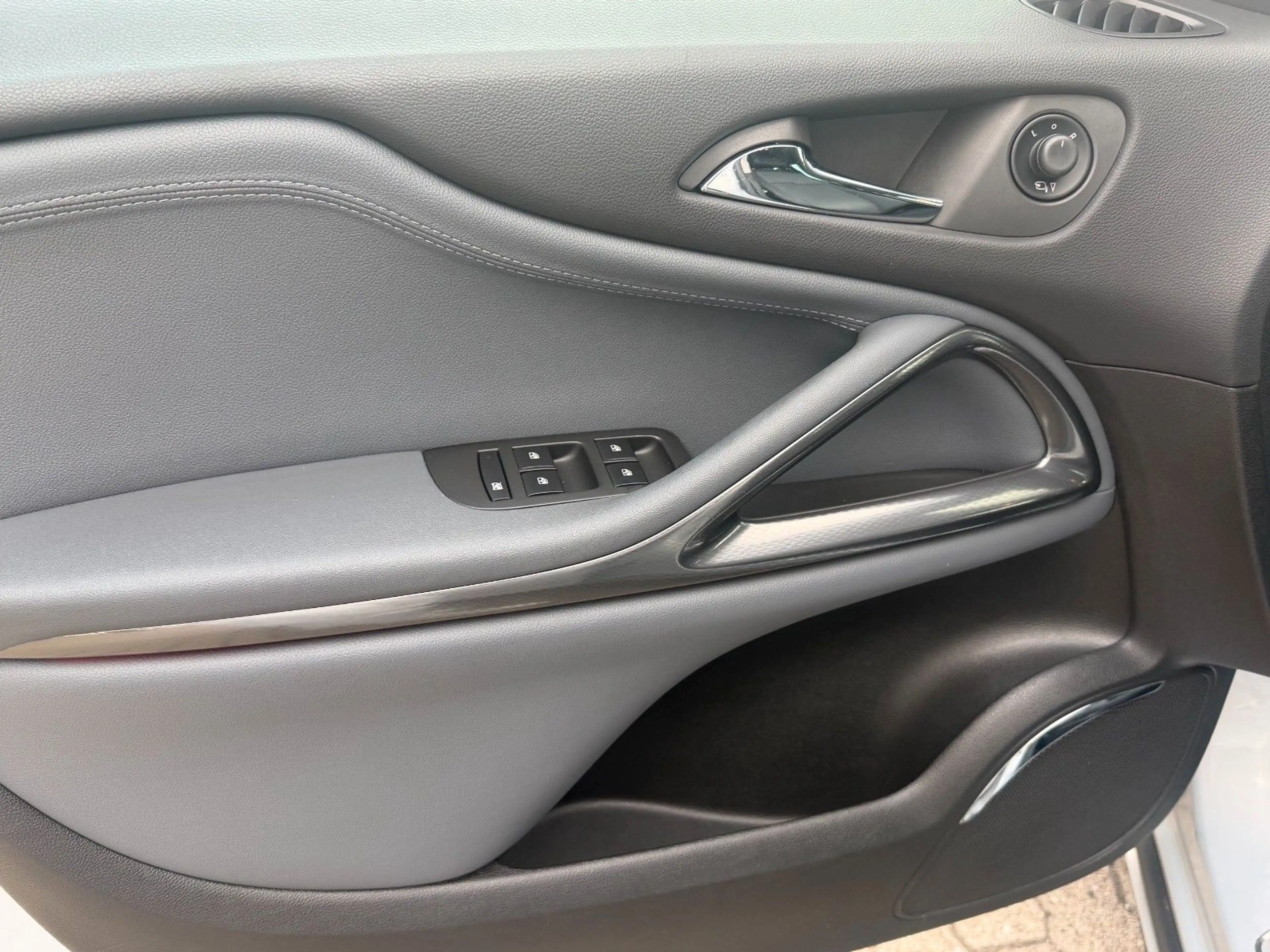Opel Zafira Tourer 1.6 CDTI Innovation/ Navi/ Leder — photo 10