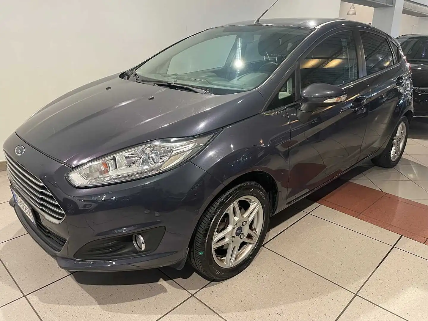 Ford Fiesta 6ª serie 1.0 80CV 5 porte Bleu - 1