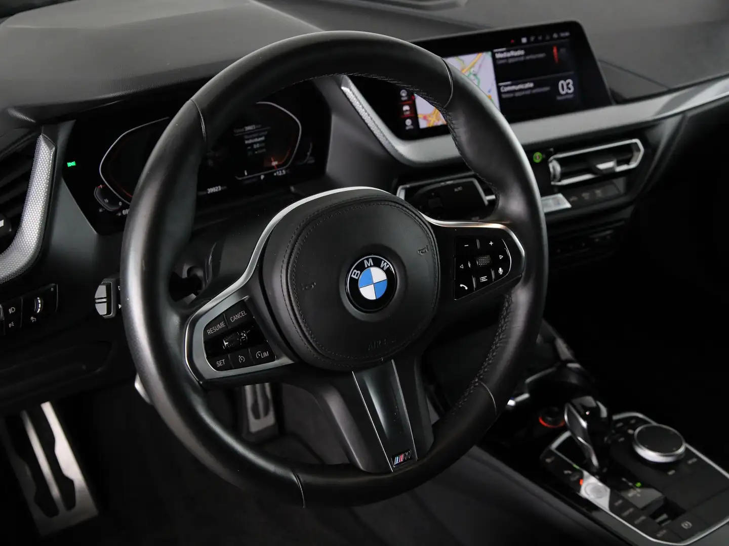 BMW 218 2 Serie 218i Gran Coupé M-Sport Zwart - 2