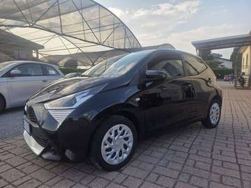 Aygo II 2018 5p 5p 1.0 x-cool 72cv