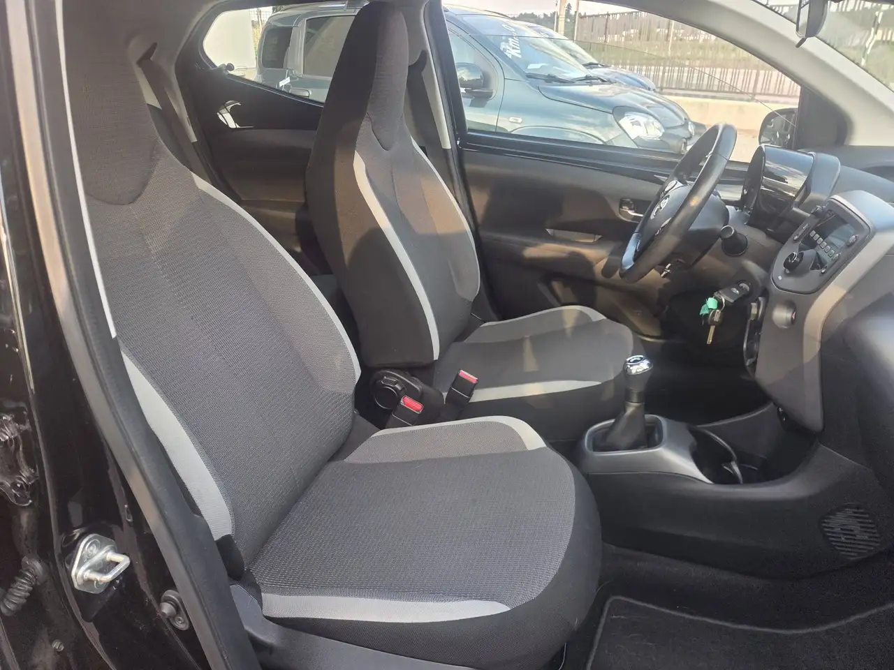 Toyota Aygo II 2018 5p 1.0 x-cool 72cv, миниатюра 11