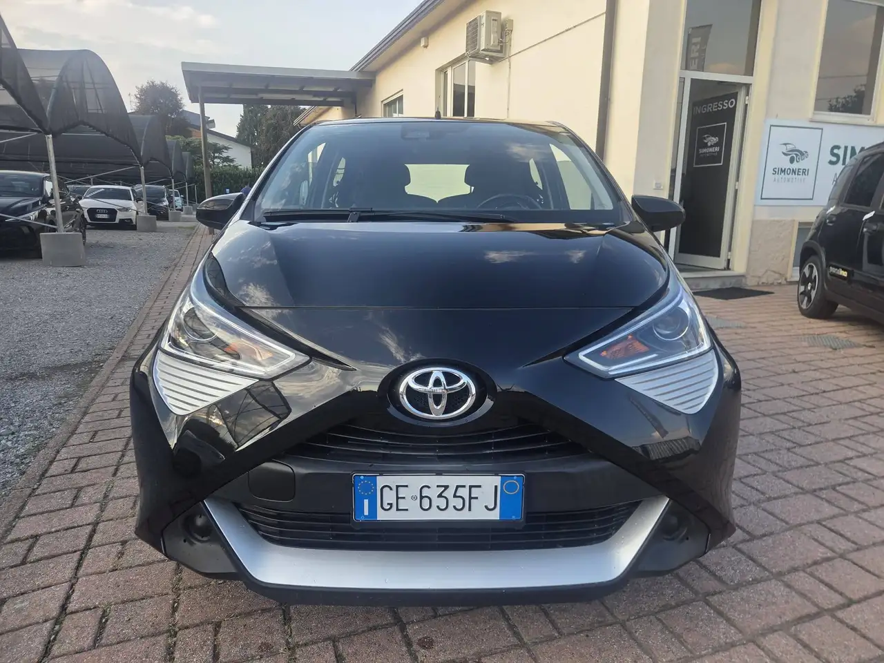 Toyota Aygo II 2018 5p 1.0 x-cool 72cv, миниатюра 2
