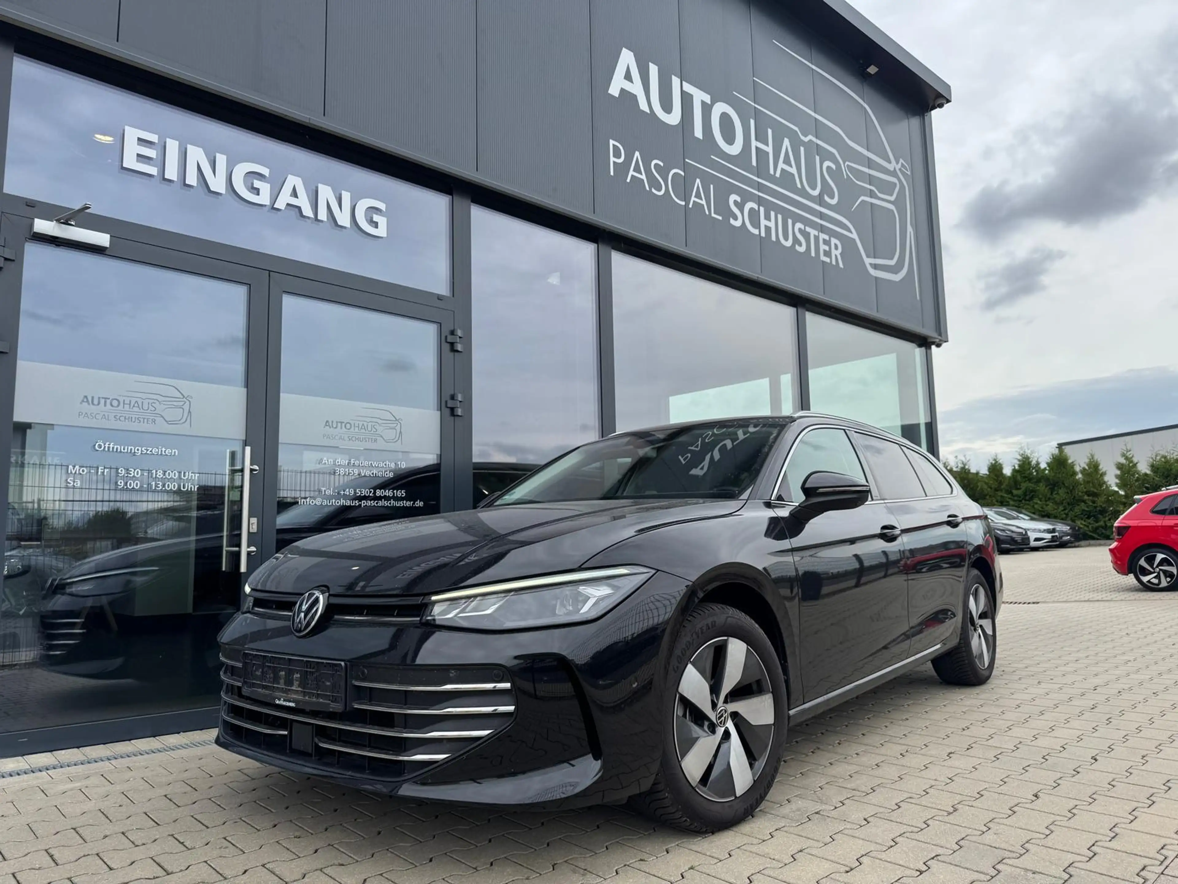 Volkswagen Passat Variant 1.5 eTSI/LED/AHK/360 KAM/LEDER/