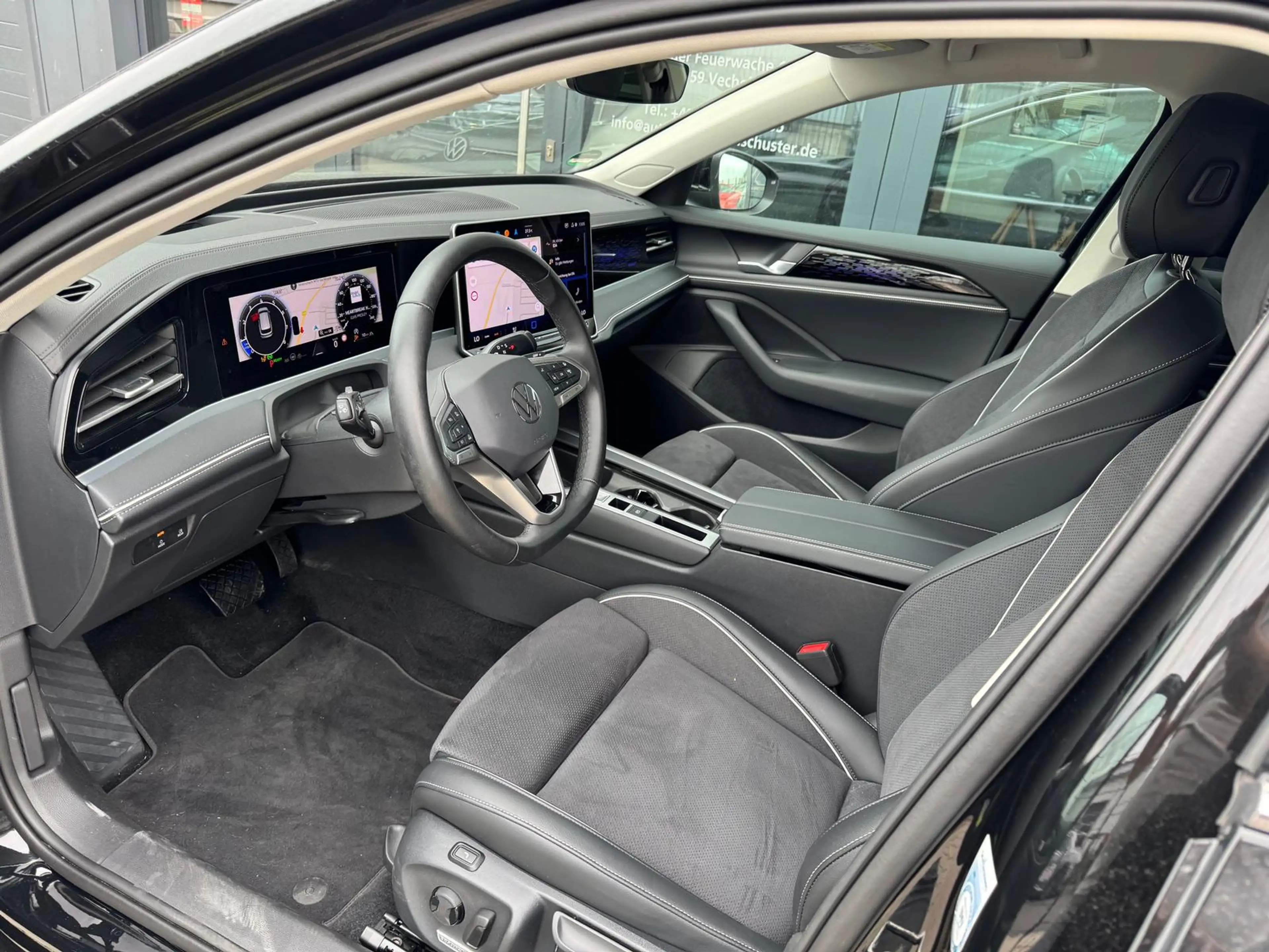 Volkswagen Passat Variant 1.5 eTSI/LED/AHK/360 KAM/LEDER/ — photo 4
