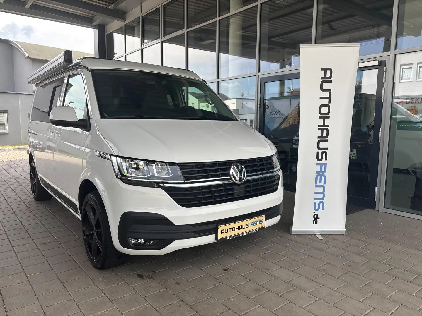 Volkswagen T6 California Transporter Salty Premium, AHK, MARKISE, SHZ Blanc - 1
