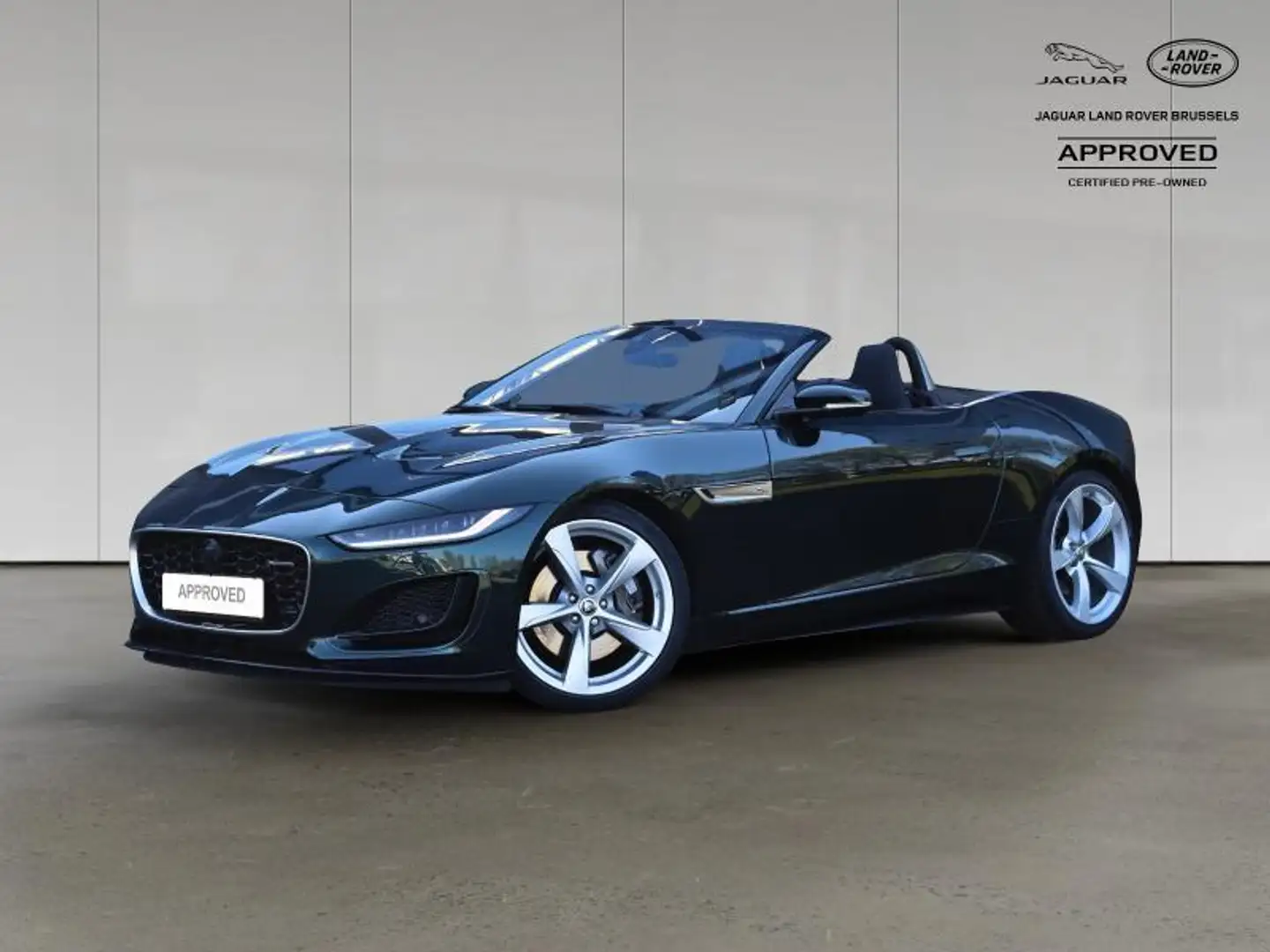 Jaguar F-Type Convertible P300 R-Dynamic Warranty until 05/2029 Vert - 1