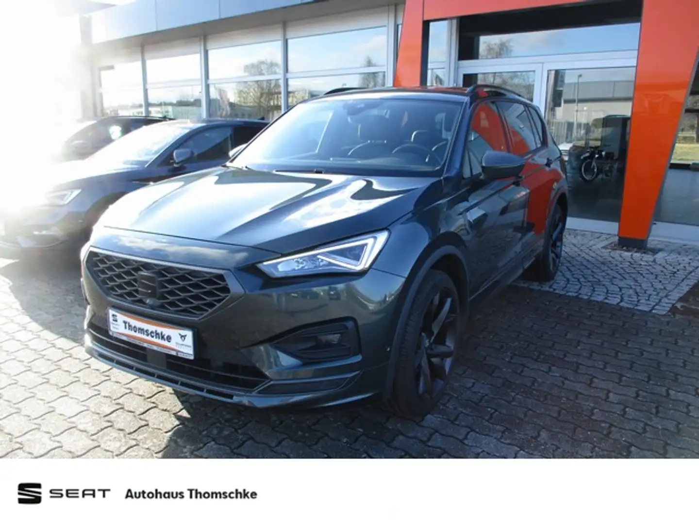 SEAT Tarraco Tarraco 2.0 TSI 4Drive FR Grün - 1