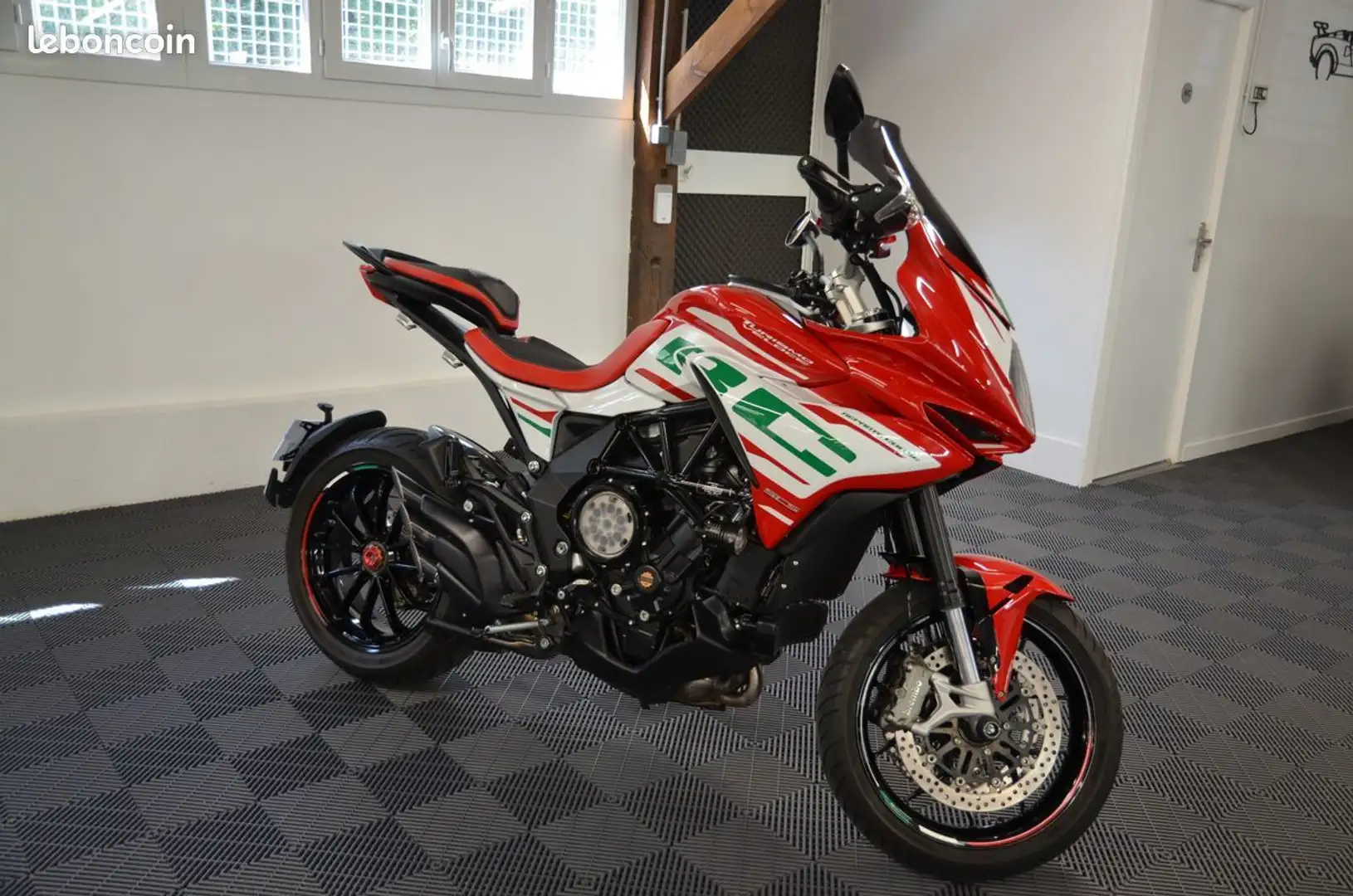 MV Agusta Turismo Veloce 800 MV AGUSTA - 2