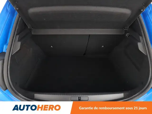 Peugeot 208 view 19