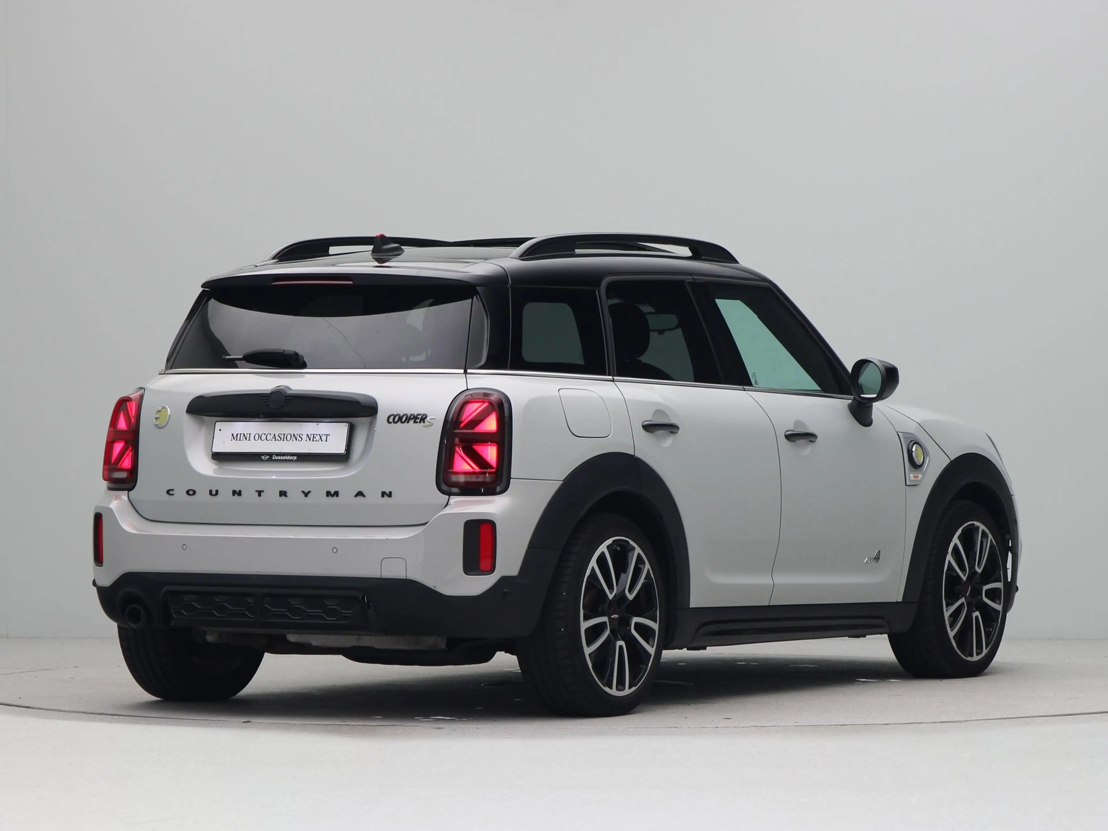 MINI John Cooper Works Countryman SE ALL4 JCW-Trim — photo 8
