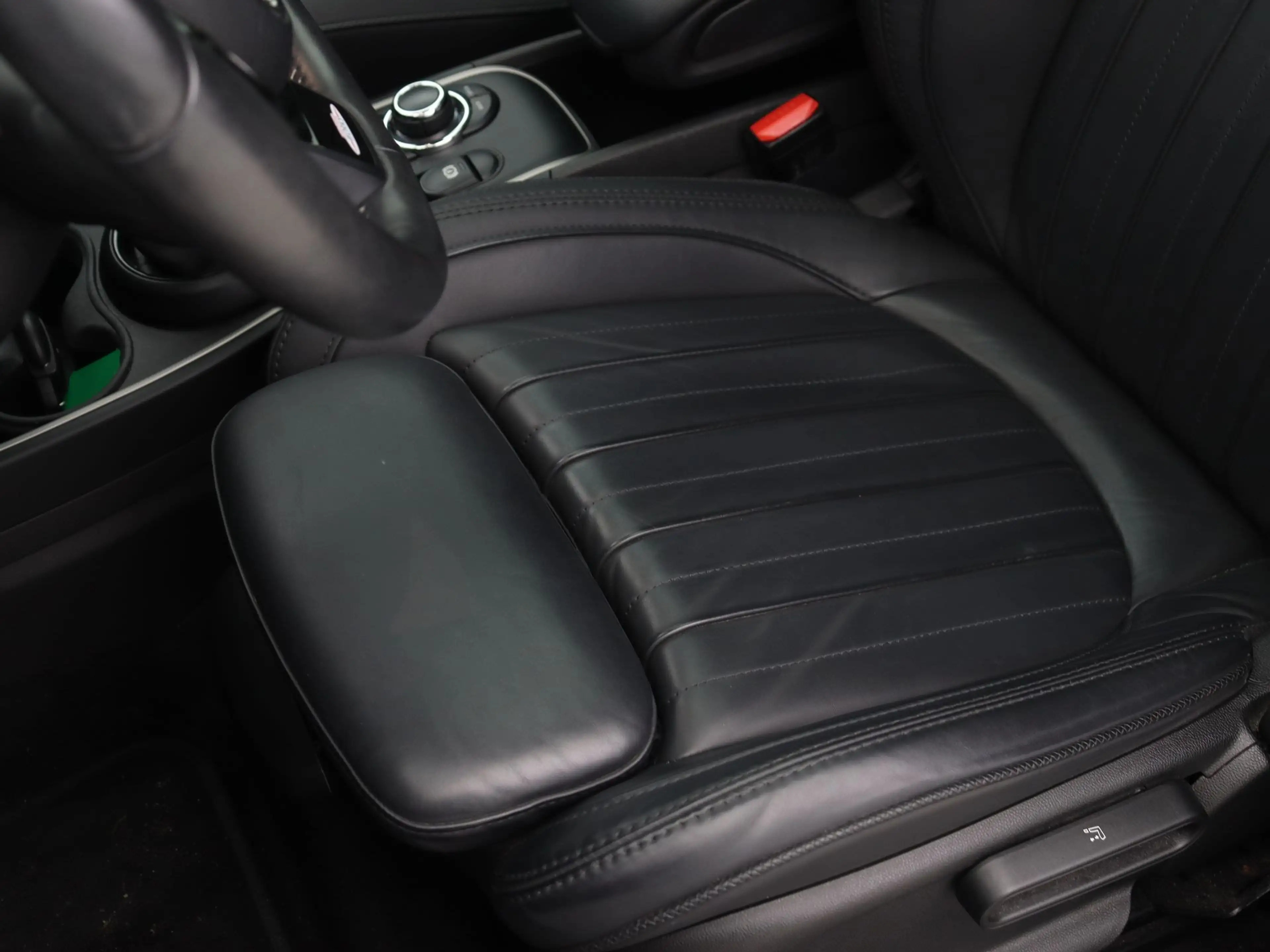 MINI John Cooper Works Countryman SE ALL4 JCW-Trim — photo 13