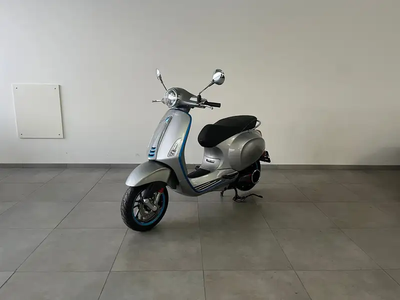 Vespa Elettrica 70 km/h - foto 4