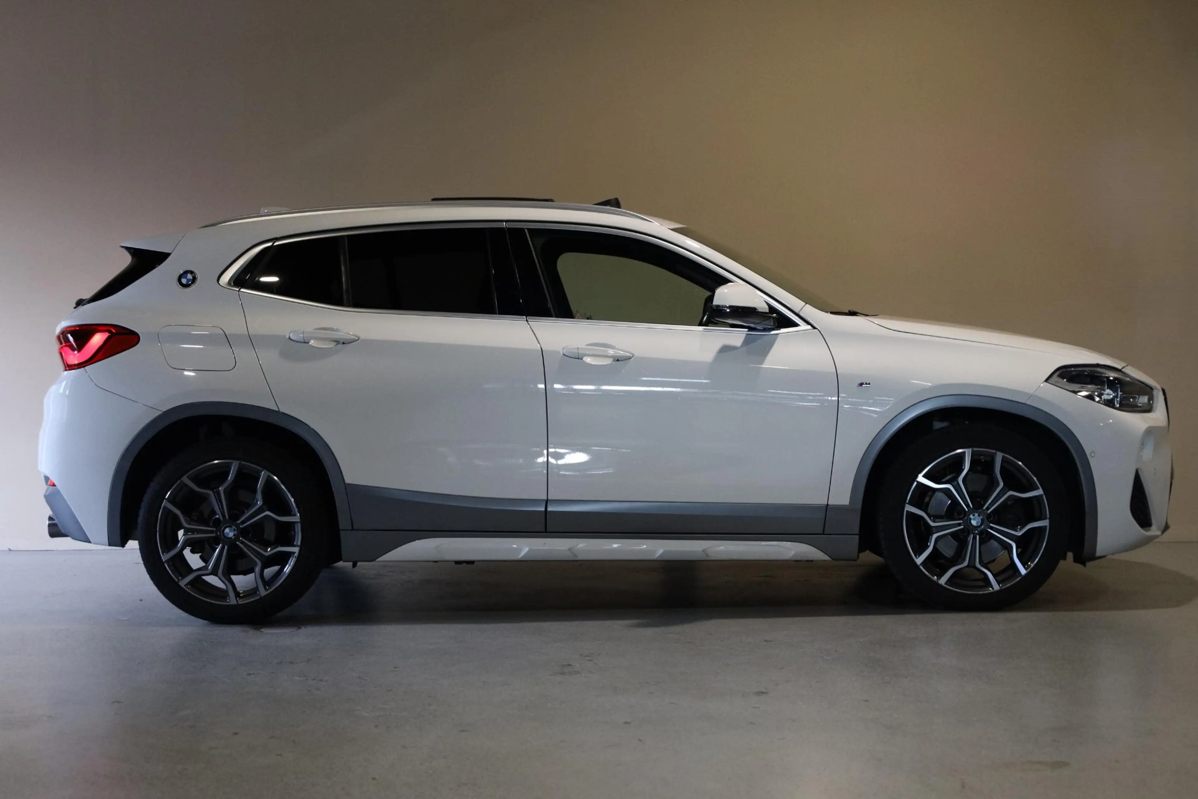 BMW X2 sDrive20i High Executive |Pano |Stoelverw. — photo 10