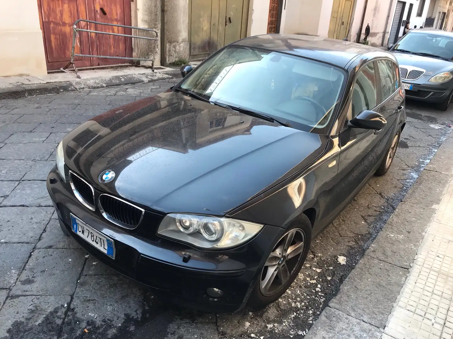 BMW 120 Serie 1 E87 2005 120d Attiva Nero - 1