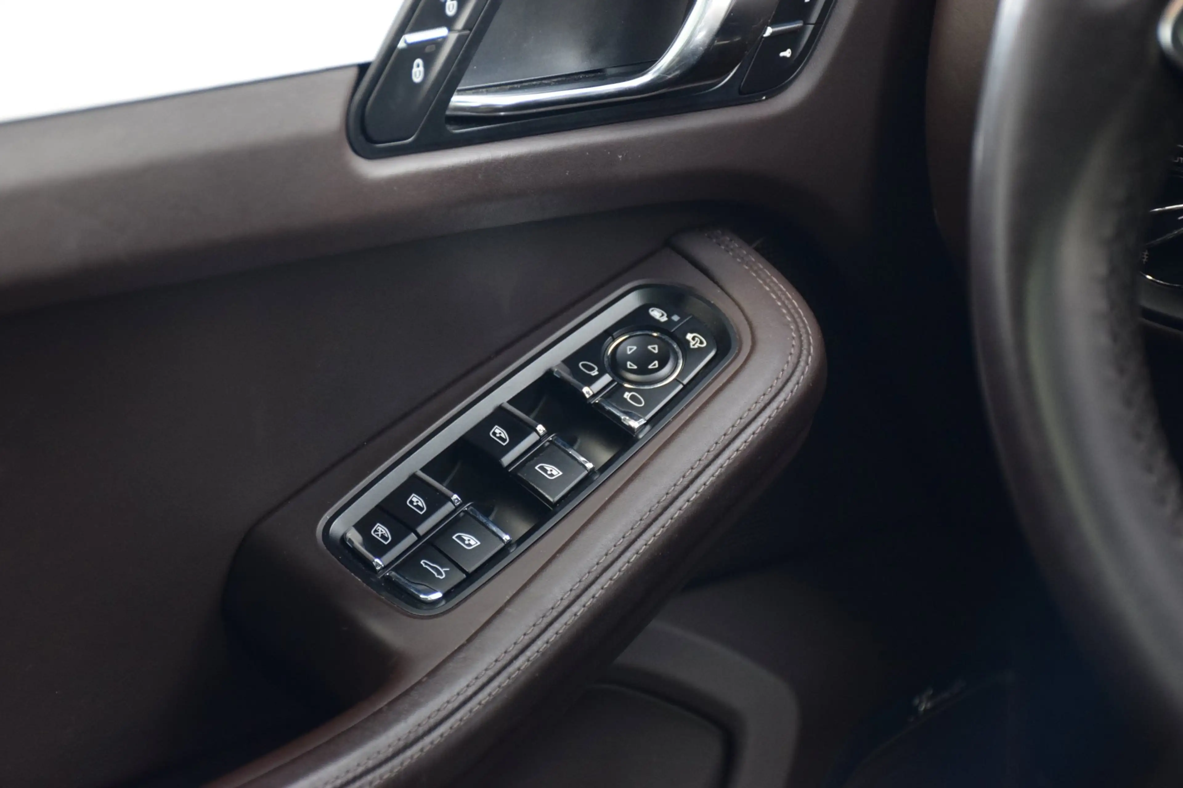 Porsche Macan 3.6 Turbo/FULL Option/Nooit overgespoten/Goed onde — photo 34