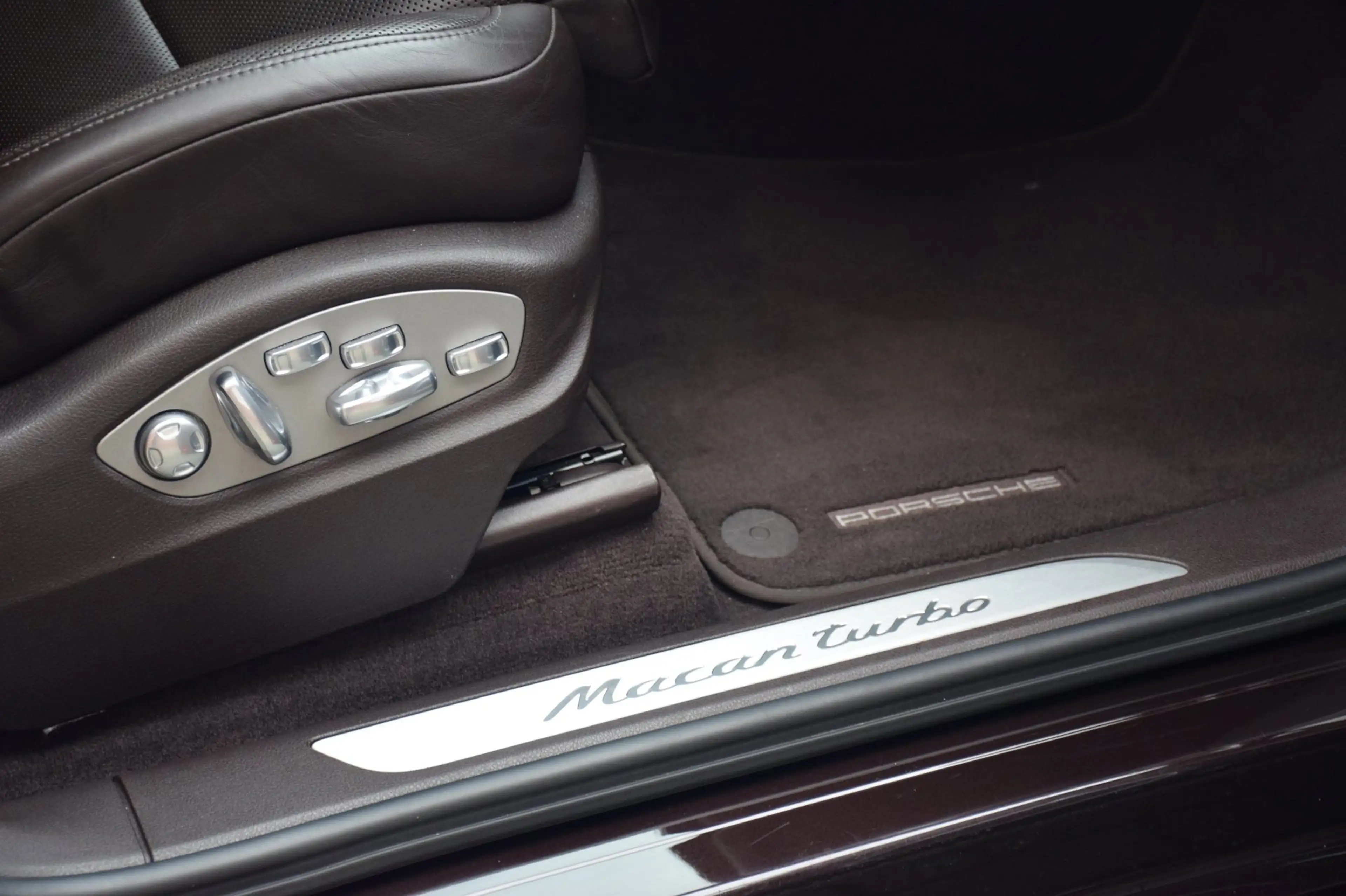 Porsche Macan 3.6 Turbo/FULL Option/Nooit overgespoten/Goed onde — photo 19
