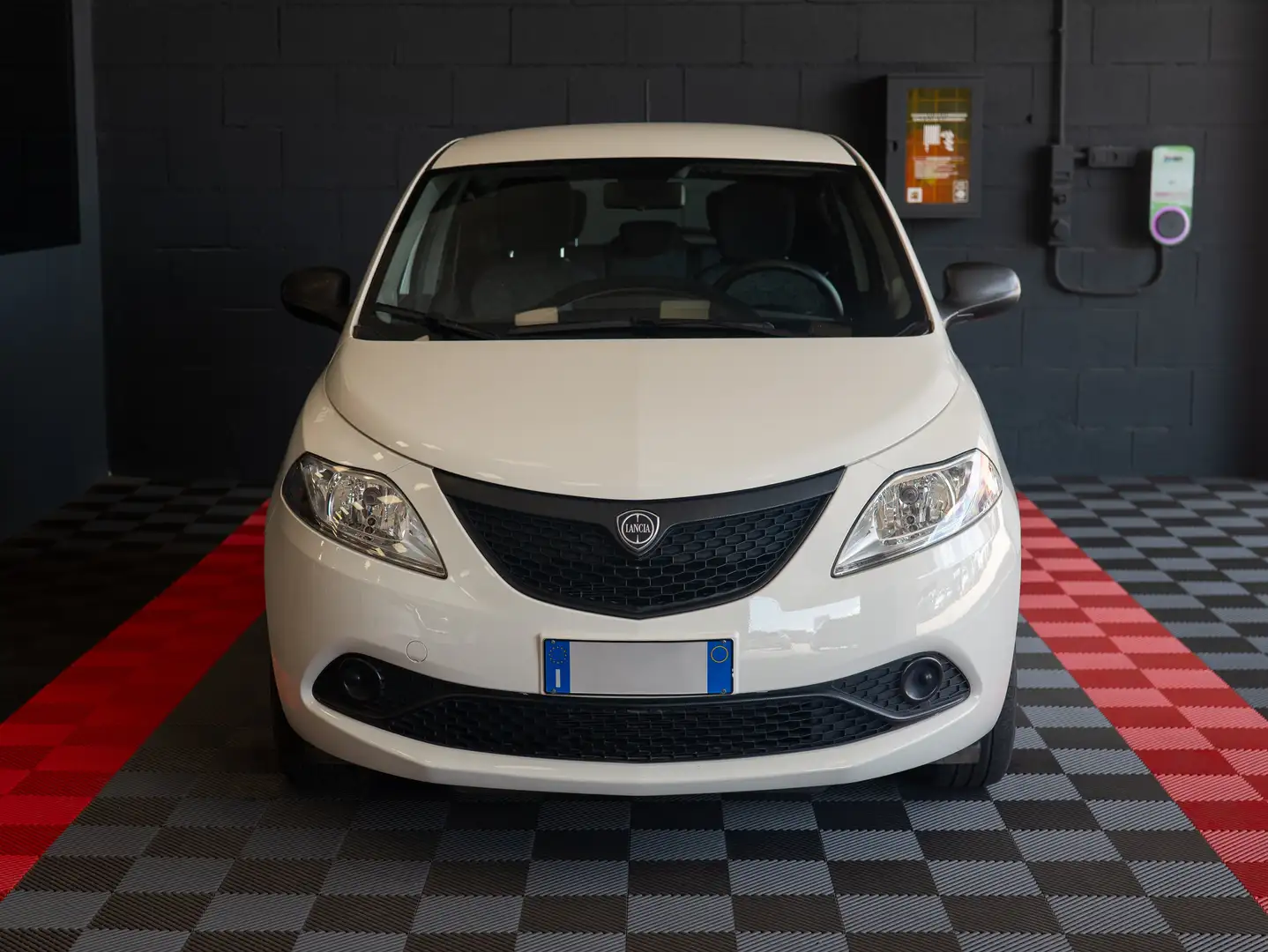 Lancia Ypsilon 1.0 firefly hybrid 70 cv 5 porte PREZZO REALE Wit - 2