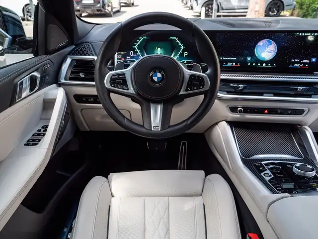 BMW X6 view 13