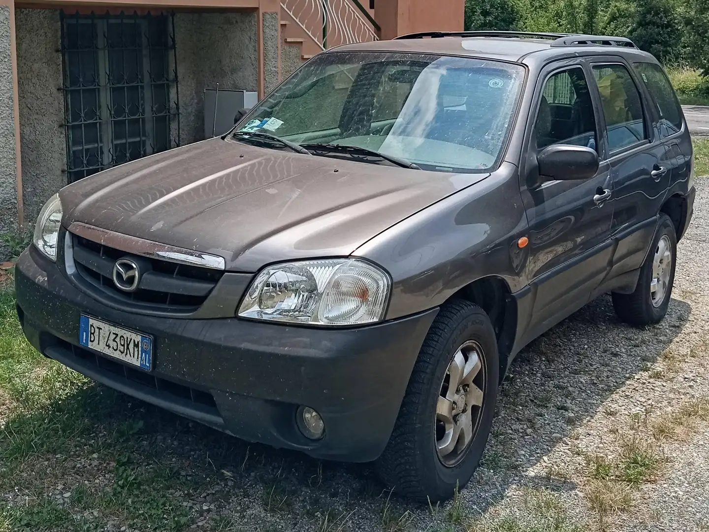 Mazda Tribute 2.0 16V — 4x4 Grau - 1