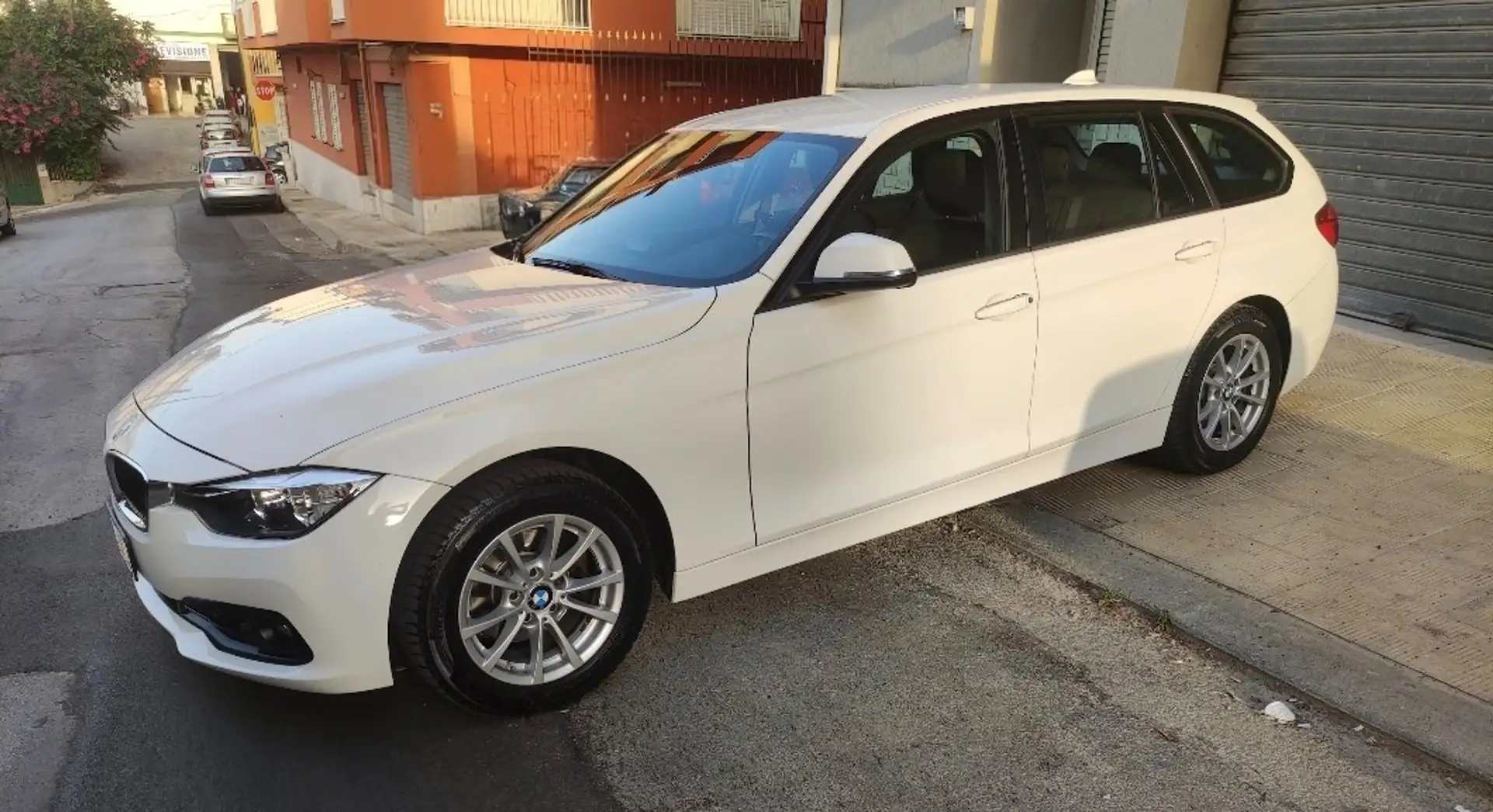 BMW 316 316d Touring Business Advantage auto - 2