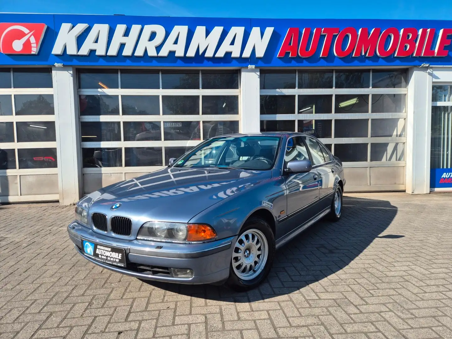 BMW 530 d* Automatik* Vollleder* Modrá - 1