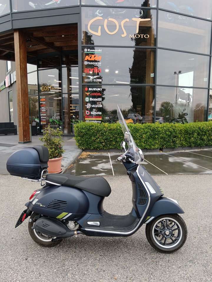 Vespa GTS Super Tech 310