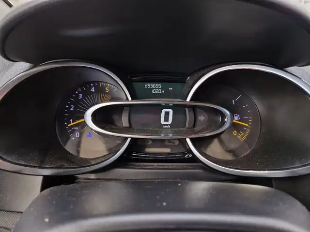 Renault Clio view 5