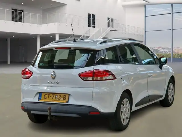 Renault Clio view 3