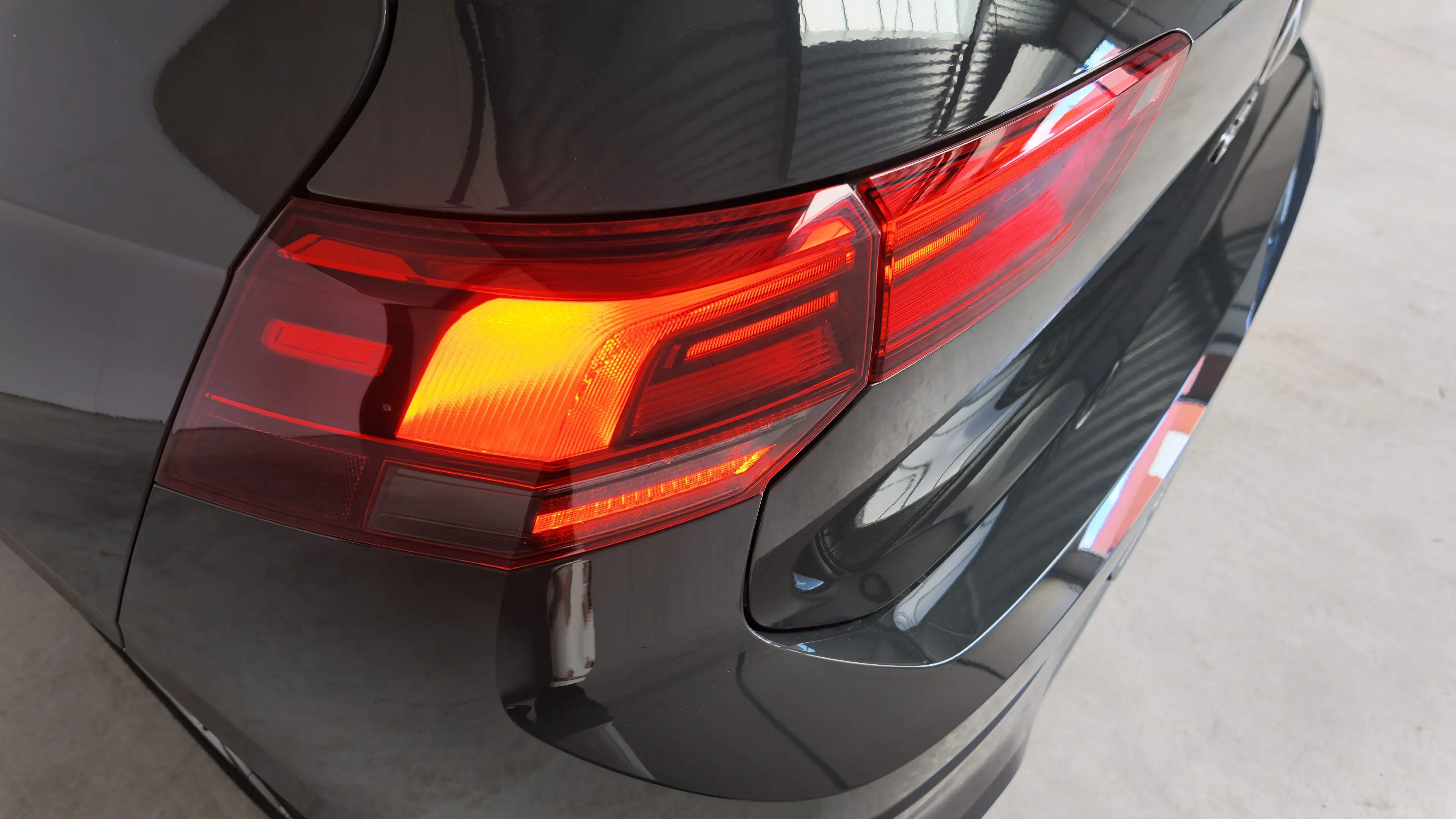Volkswagen Golf GTI Golf 2.0 TSI GTI OPF DSG/ WEINIG KM/ 2024/ NIEUWSTAAT — photo 7