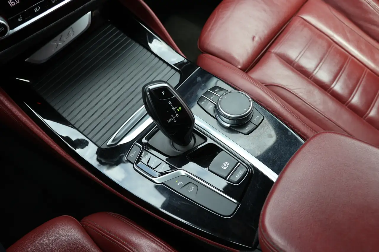 BMW X4 снимка BMW X4