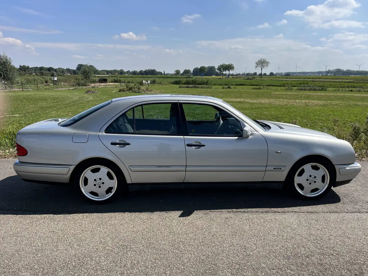 Mercedes-Benz E 420 E420 Avantgarde | BTW-auto | Youngtimer, foto 4