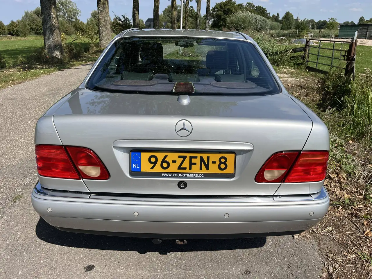 Mercedes-Benz E 420 E420 Avantgarde | BTW-auto | Youngtimer, foto 3