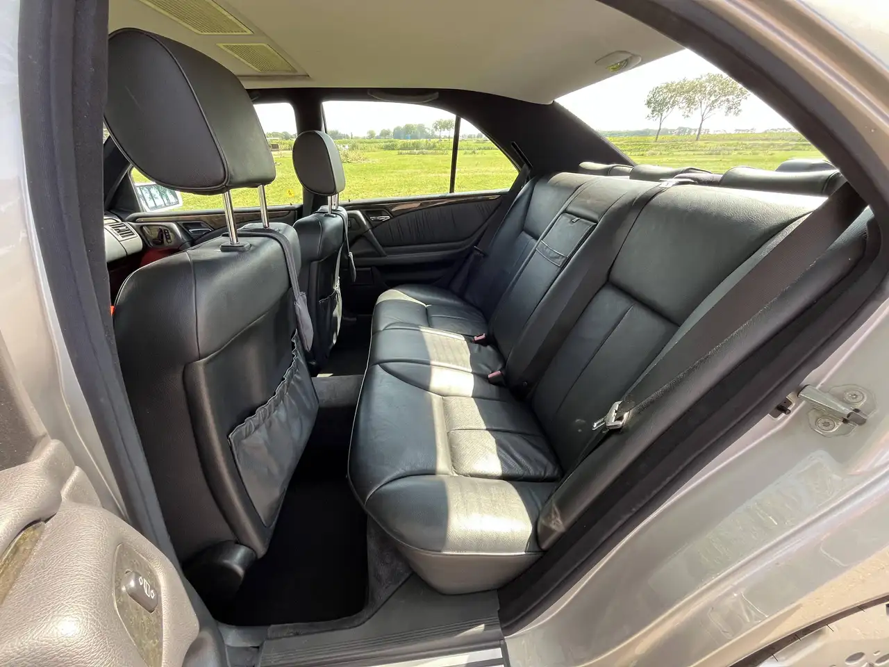 Mercedes-Benz E 420 E420 Avantgarde | BTW-auto | Youngtimer, foto 7