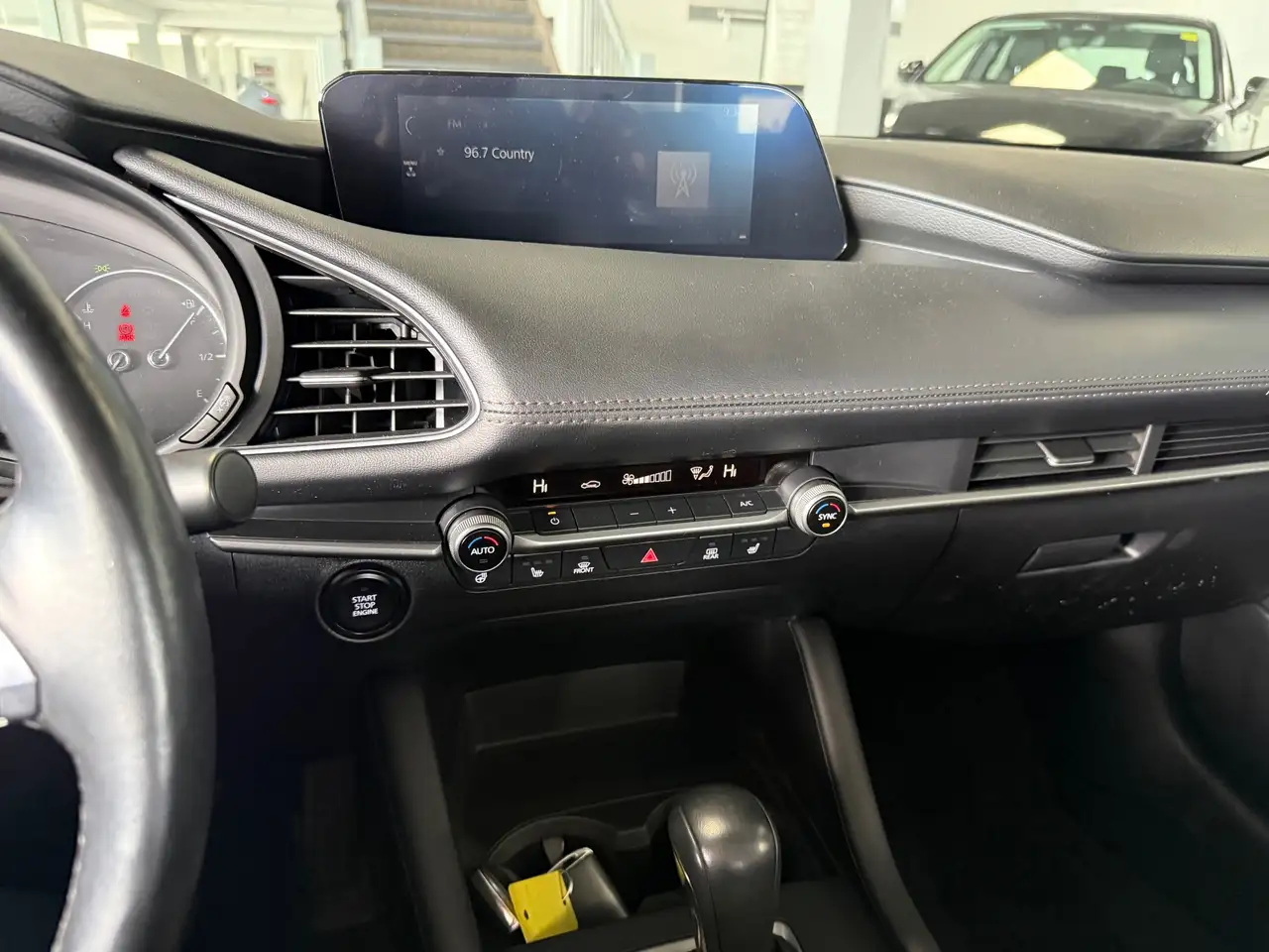 Mazda 3 снимка Mazda 3