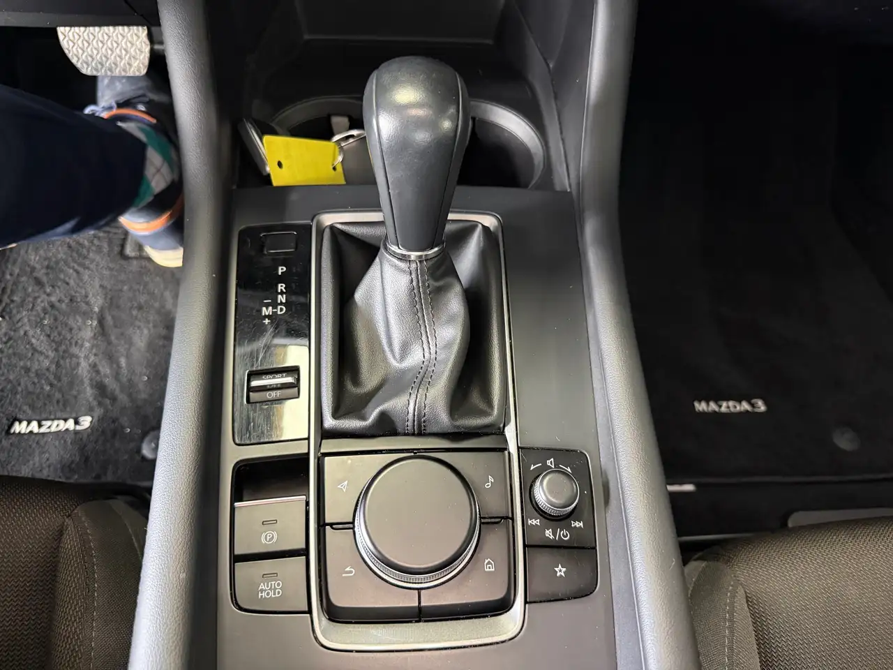 Mazda 3 снимка Mazda 3