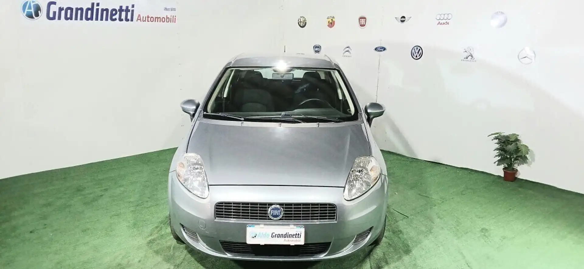 Fiat Grande Punto Grande Punto 1.2 5 porte Dynamic Gris - 2