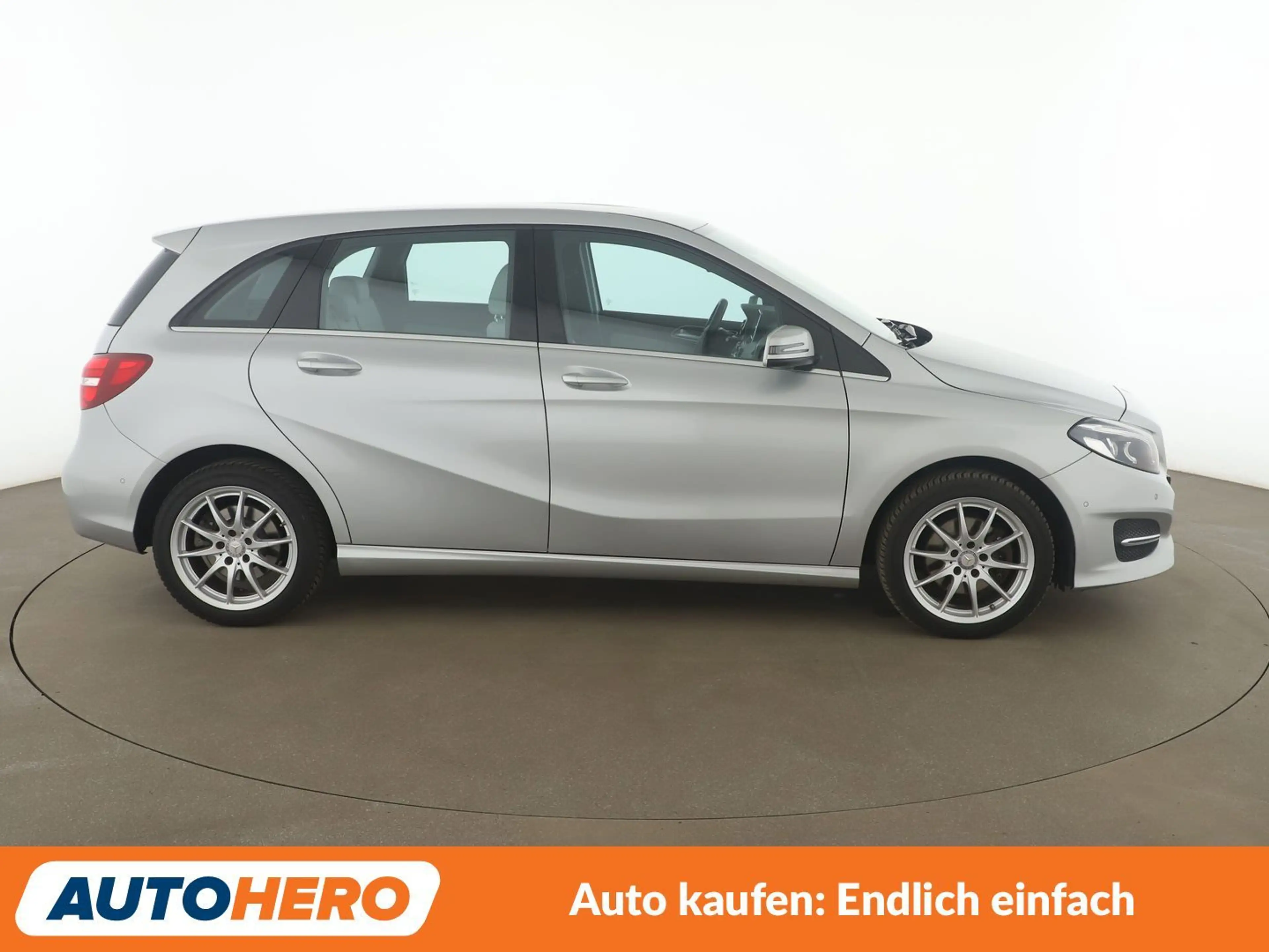Mercedes-Benz B 220 B 220 CDI 4Matic Style Aut.*NAV*LED*TEMP*PDC*SHZ* — photo 7