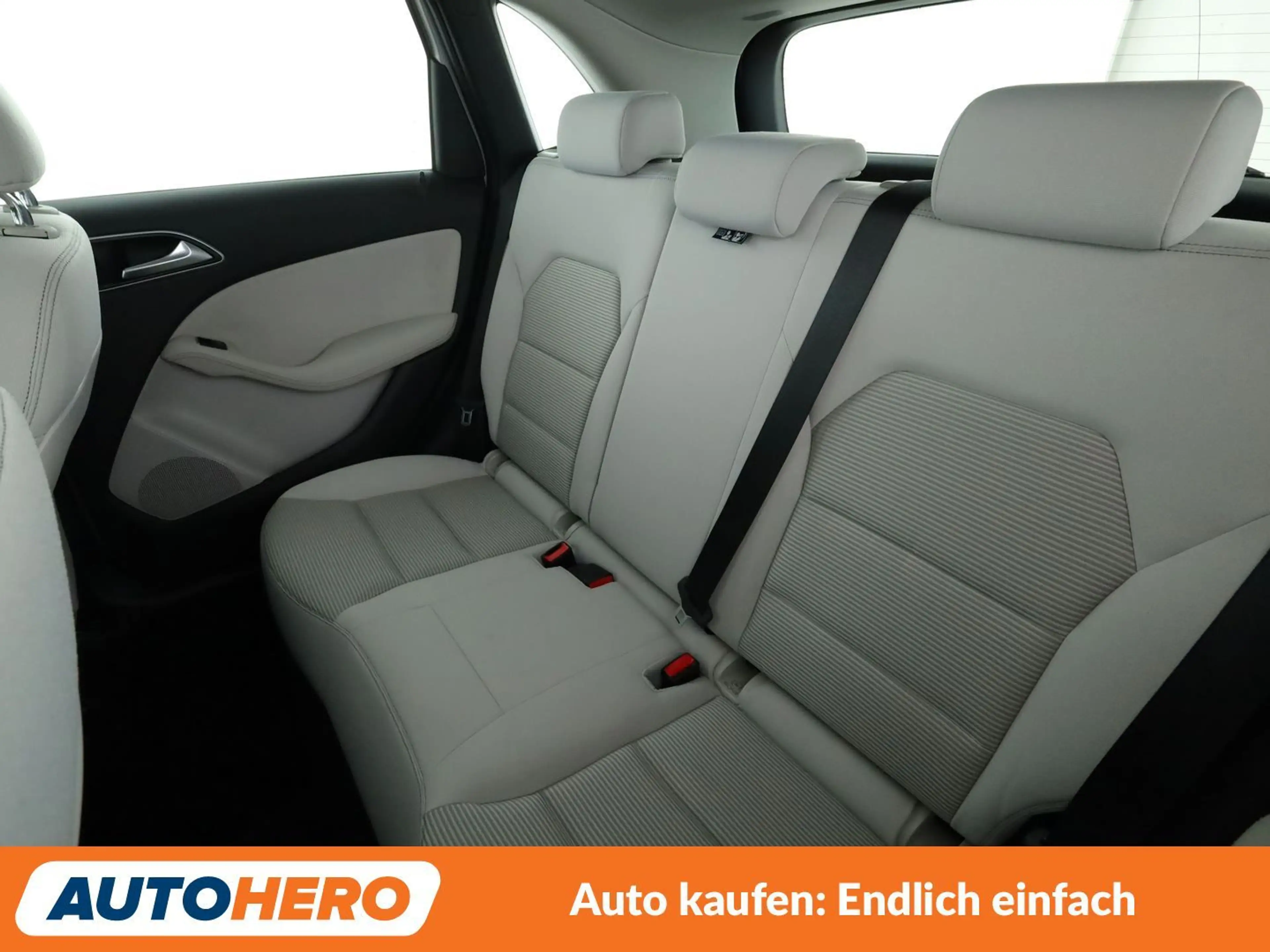 Mercedes-Benz B 220 B 220 CDI 4Matic Style Aut.*NAV*LED*TEMP*PDC*SHZ* — photo 14