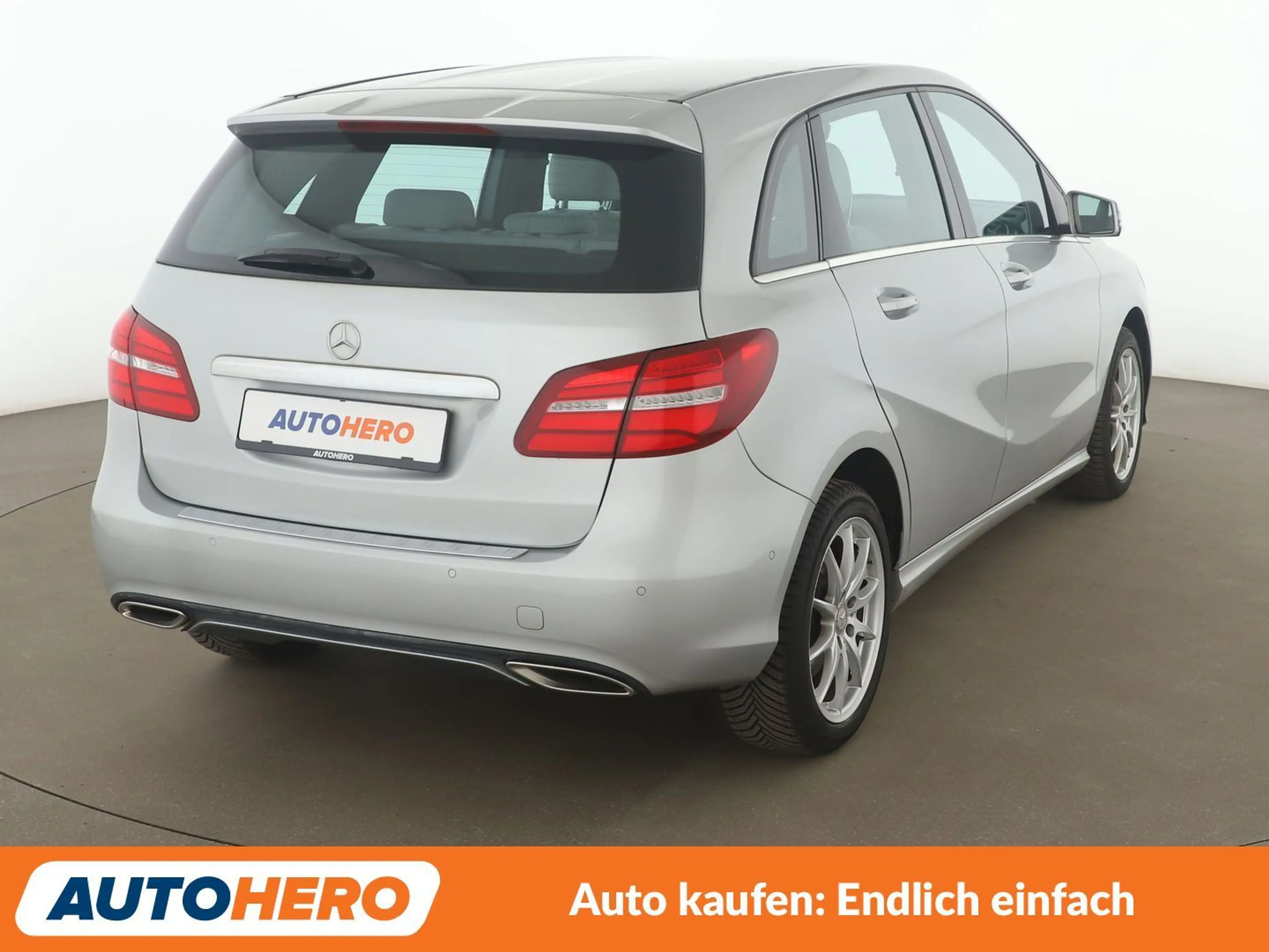 Mercedes-Benz B 220 B 220 CDI 4Matic Style Aut.*NAV*LED*TEMP*PDC*SHZ* — photo 6