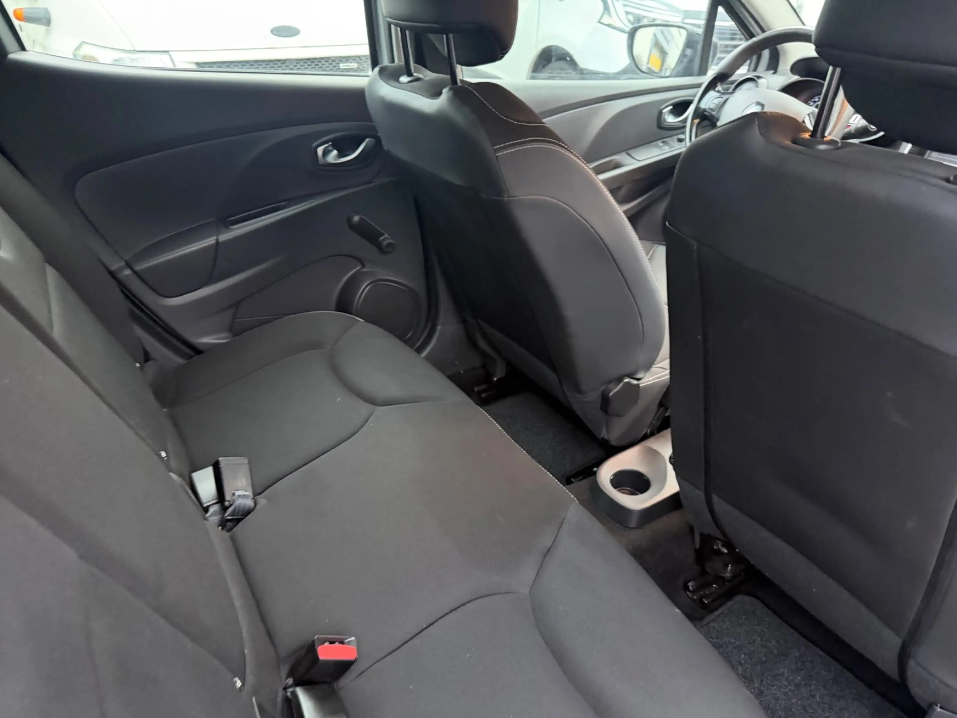 Renault Clio Dynamique Navi Automatik Klima Tempomat — photo 6