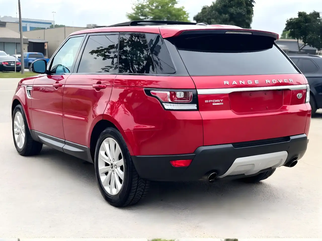 Land Rover Range Rover Sport снимка Land Rover Range Rover Sport