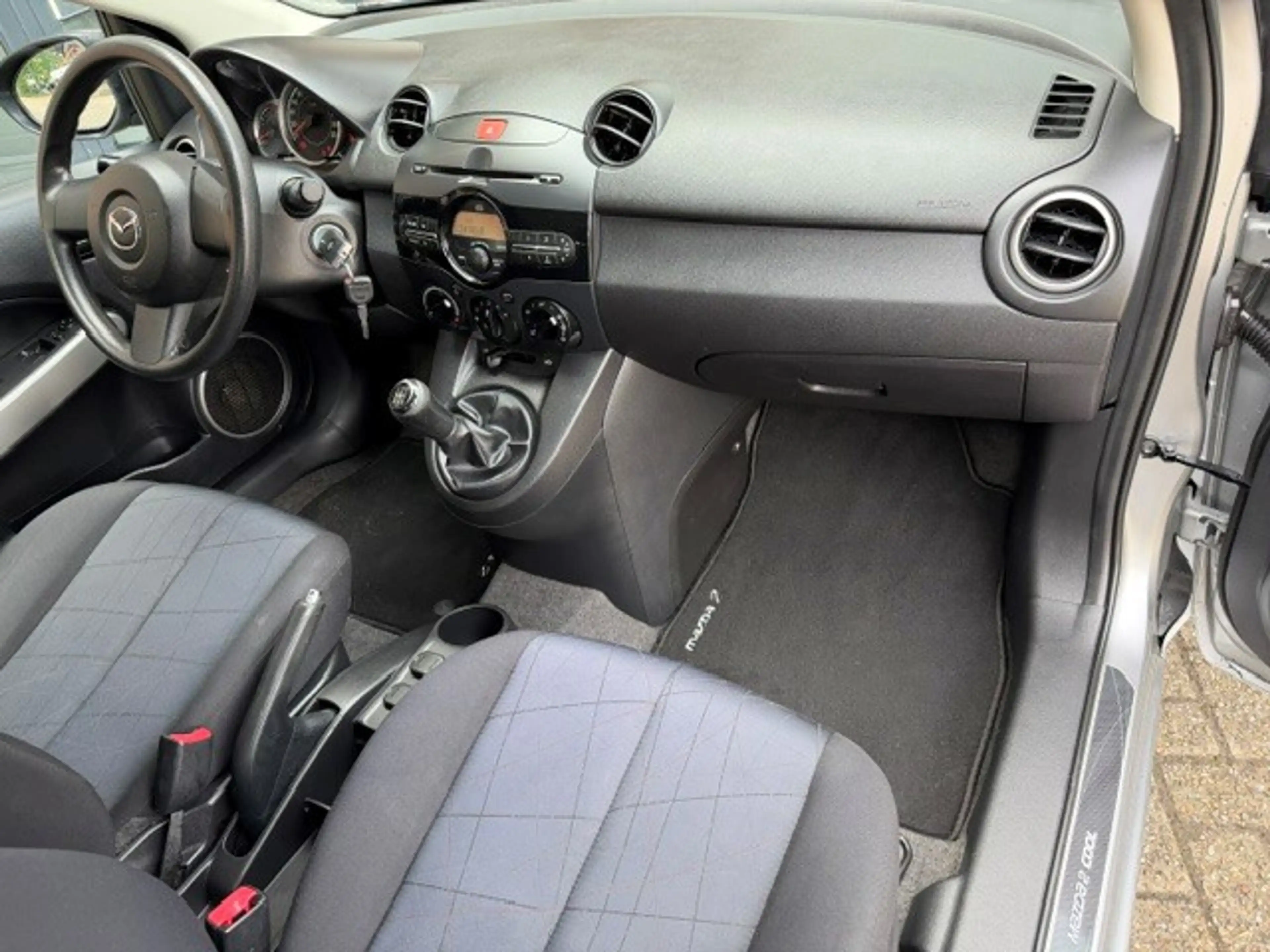 Mazda 2 1.3 Cool / bj.2012 / 5 deurs / airco / NAP met 967 — photo 7