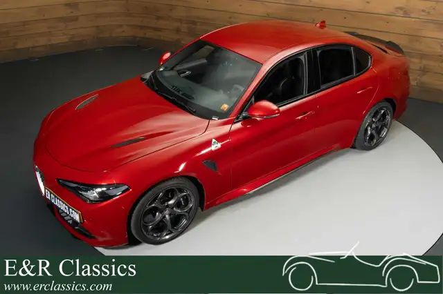 Alfa Romeo Quadrifoglio Giulia Sedan | 2019