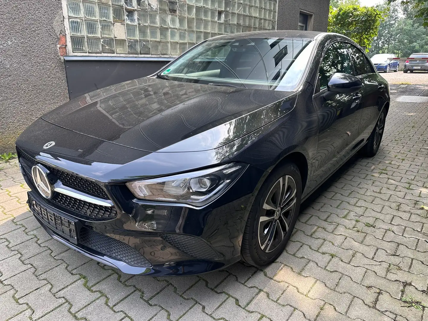 Mercedes-Benz CLA 180 Coupé Progressive LED+CARPLAY UVM Schwarz - 2