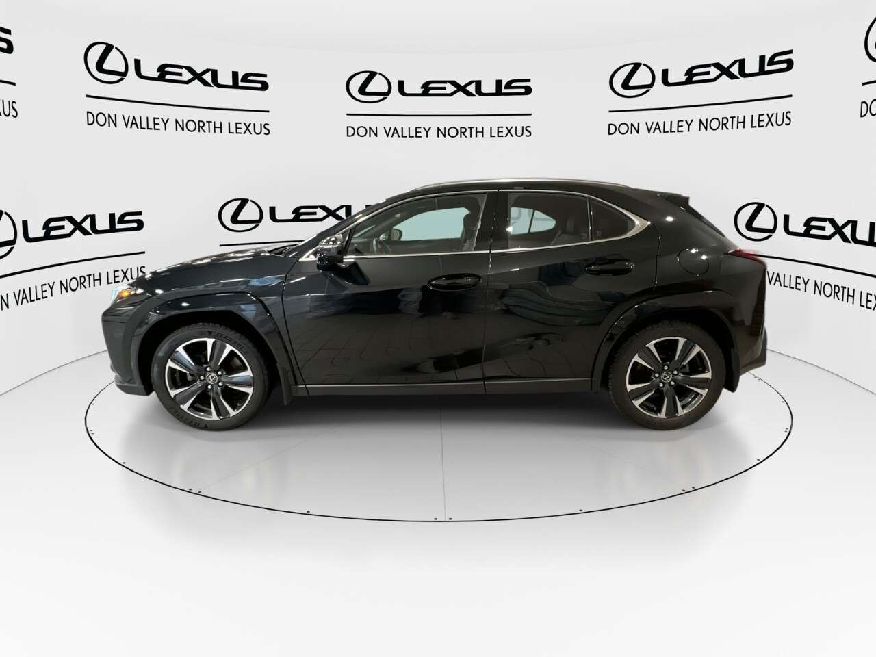 2025 Lexus UX Premium Pkg-Heated and Vented Leather Seats-CarPla — снимка 1
