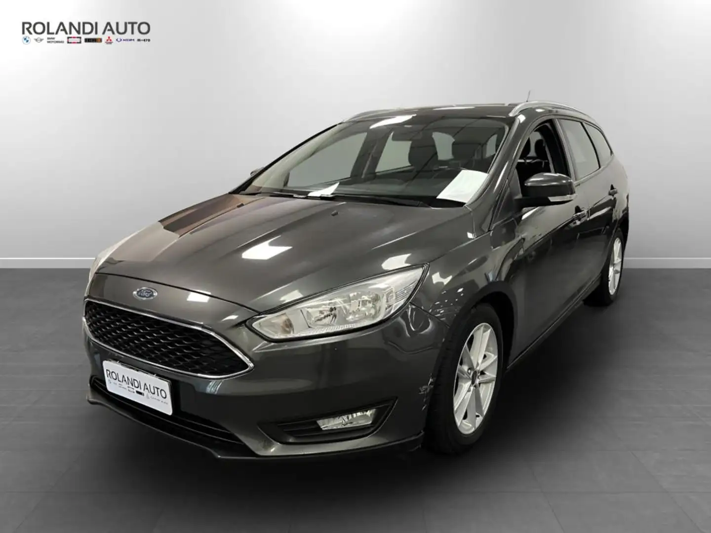Ford Focus SW 1.5 tdci Business s&s 120cv powershift Grigio - 1